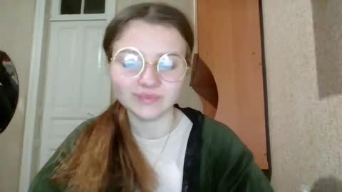 little_shygirl_ online show from March 2025 01:48:02 AM