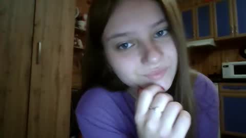 little_shygirl_ online show from September 2025 02:17:01 AM