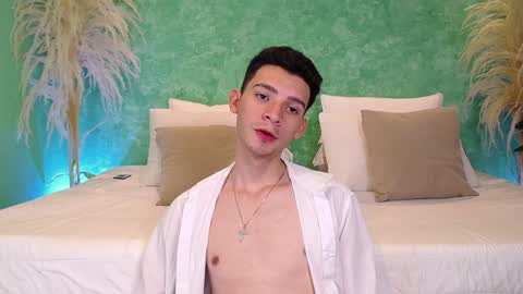 Juan Ferrer online show from February 2025 07:34:01 PM