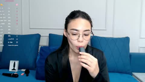 Kwan online show from March 2026 12:41:01 PM