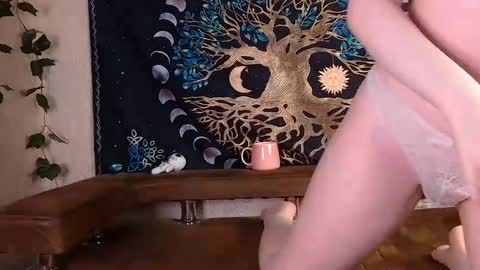 Snapshot of little_witch_sofia chatting on January 2025 09:50:01 PM Sofia online show from January 2025 09:50:01 PM