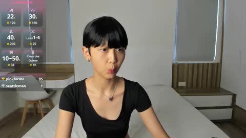 Yena and Gabby online show from September 2025 07:21:01 AM