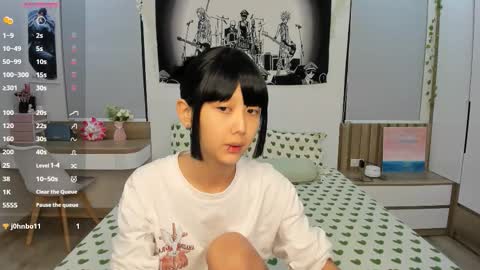 Yena and Gabby online show from March 2026 09:07:01 PM