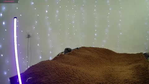 LittleAhWitch online show from September 2025 09:46:01 AM