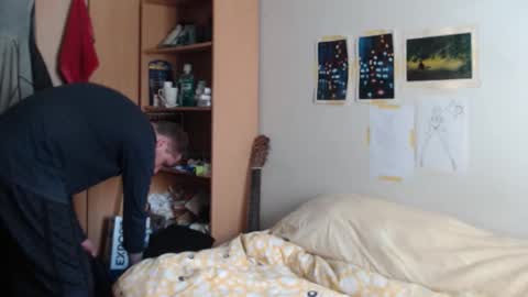 littlealien7 online show from November 2025 07:02:02 PM