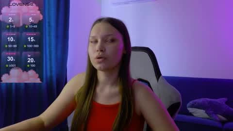Snapshot of littlebby_di chatting on October 2025 10:05:02 AM Di online show from October 2025 10:05:02 AM