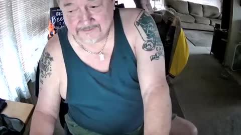 Littled83057 online show from April 2026 05:50:02 PM