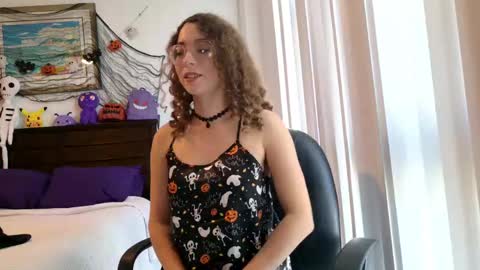 littledeathtrap online show from October 2025 08:20:02 PM