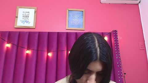 Emily  online show from January 2025 09:08:01 AM