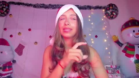 Snapshot of littlee_emma_ chatting on December 2024 09:50:02 AM littlee_emma_ online show from December 2024 09:50:02 AM