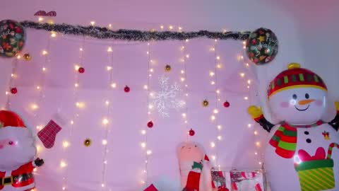 Snapshot of littlee_emma_ chatting on December 2024 06:09:02 AM littlee_emma_ online show from December 2024 06:09:02 AM