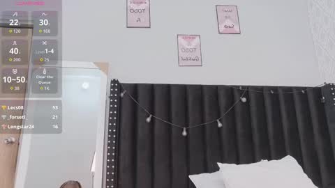 Tania  online show from October 2025 08:17:02 PM