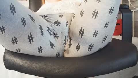 Your little flower  online show from April 2026 06:39:01 AM