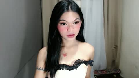 littlelace_ online show from March 2026 10:02:02 PM