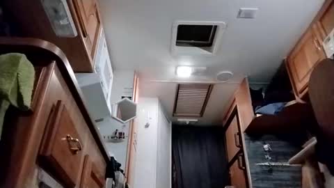 littleleo96 online show from November 2025 08:18:01 AM