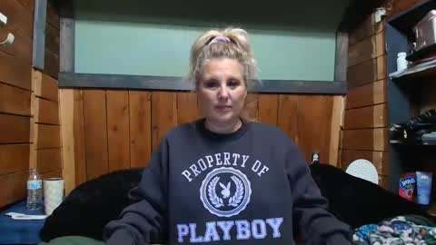 lisanixs online show from January 2026 07:19:01 PM