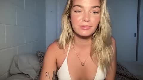 Snapshot of littlemaryjane19 chatting on March 2025 07:49:02 PM Marciabrady online show from March 2025 07:49:02 PM