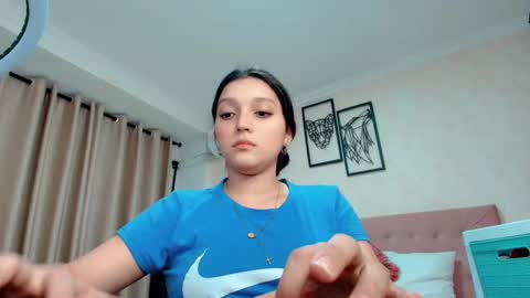 Sarahs Room online show from March 2025 11:27:02 PM