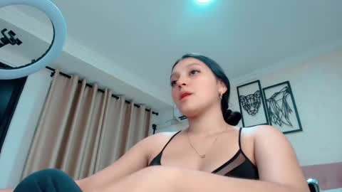 Sarahs Room online show from March 2025 05:02:01 AM