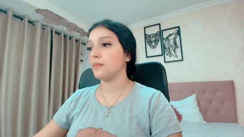 Sarahs Room online show from April 2026 12:27:01 AM