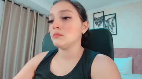 Sarahs Room online show from July 2026 12:40:01 AM