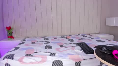 Snapshot of littleoliviia_ chatting on January 2025 06:56:01 PM im olivia IG littleolivia01 online show from January 2025 06:56:01 PM