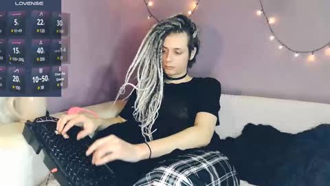 Felix online show from March 2025 02:08:02 PM