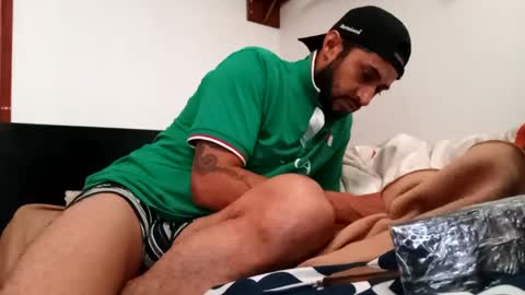 Snapshot of littlepornstars chatting on September 2025 03:11:01 PM Kruger and girls online show from September 2025 03:11:01 PM