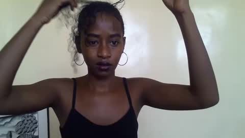 littlesandie online show from December 2024 06:53:02 AM