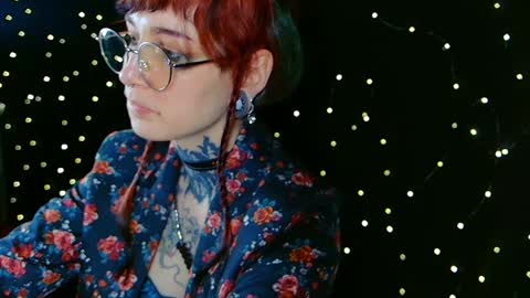 Niki  free tg channel with some photos gifs and info about streams  online show from December 2024 11:49:02 PM