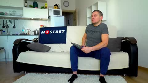 Little Tifany online show from December 2024 09:28:02 AM