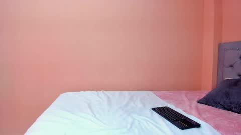 Snapshot of littletammy4u_ chatting on March 2025 12:34:01 PM tammy online show from March 2025 12:34:01 PM