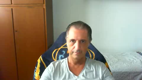 liuk53 online show from June 2026 02:00:02 PM