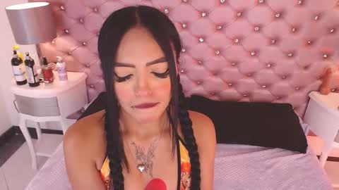 Snapshot of liv20_ chatting on October 2025 04:20:02 AM Nicky online show from October 2025 04:20:02 AM