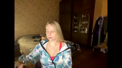 Livandria online show from April 2026 09:15:02 PM