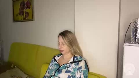 Snapshot of livandria chatting on May 2026 10:05:02 PM Livandria online show from May 2026 10:05:02 PM