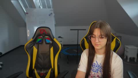 Sheryl online show from April 2026 10:10:01 AM