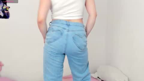 Liz online show from November 2025 04:57:01 AM