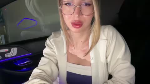 OnlyFans livia77   twitter liv20 4u online show from April 2026 03:37:02 AM