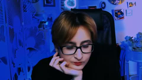 LixeLuna online show from April 2026 06:27:01 AM