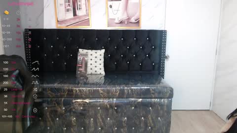 Liz online show from January 2025 03:11:02 AM