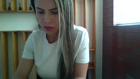 Snapshot of liz_28 chatting on October 2025 04:30:02 PM liz_28 online show from October 2025 04:30:02 PM
