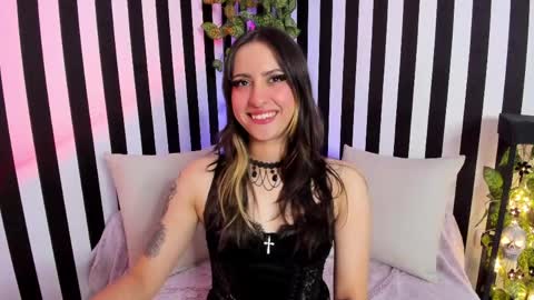 Liz  online show from May 2026 02:45:02 PM