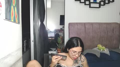 Snapshot of liza_thurner chatting on September 2025 01:54:02 AM Liza Thurner online show from September 2025 01:54:02 AM