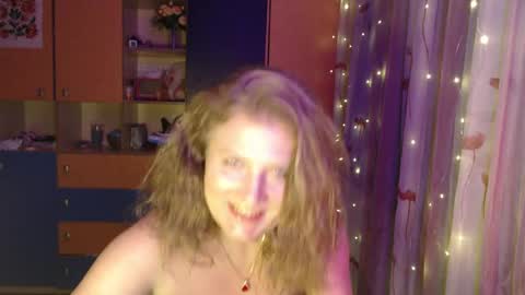 LizaCakes online show from January 2025 05:49:02 PM