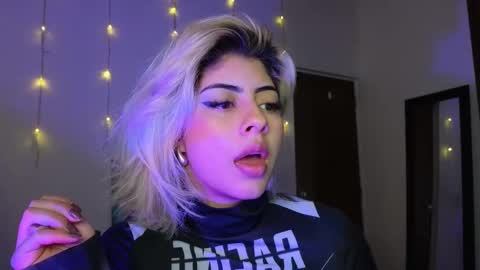 Lizeth online show from February 2025 11:44:01 PM