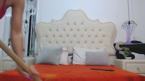 Snapshot of lizandjuan chatting on January 2025 07:03:01 PM lizANDjuan online show from January 2025 07:03:01 PM
