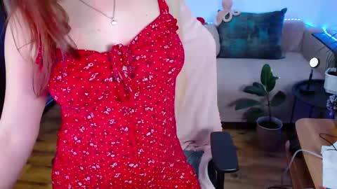 LIzaSwan online show from March 2025 06:32:01 PM