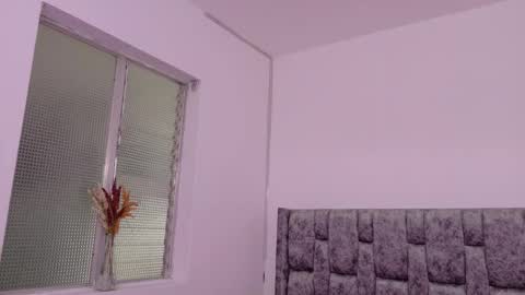  LIZBETH ROSS  online show from September 2025 11:21:02 AM