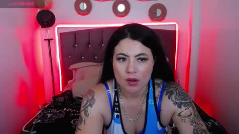Snapshot of lizha_milf chatting on December 2024 06:53:02 PM Lizha online show from December 2024 06:53:02 PM